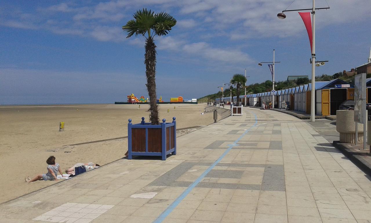 Face A La Mer Gravelines Exteriér fotografie